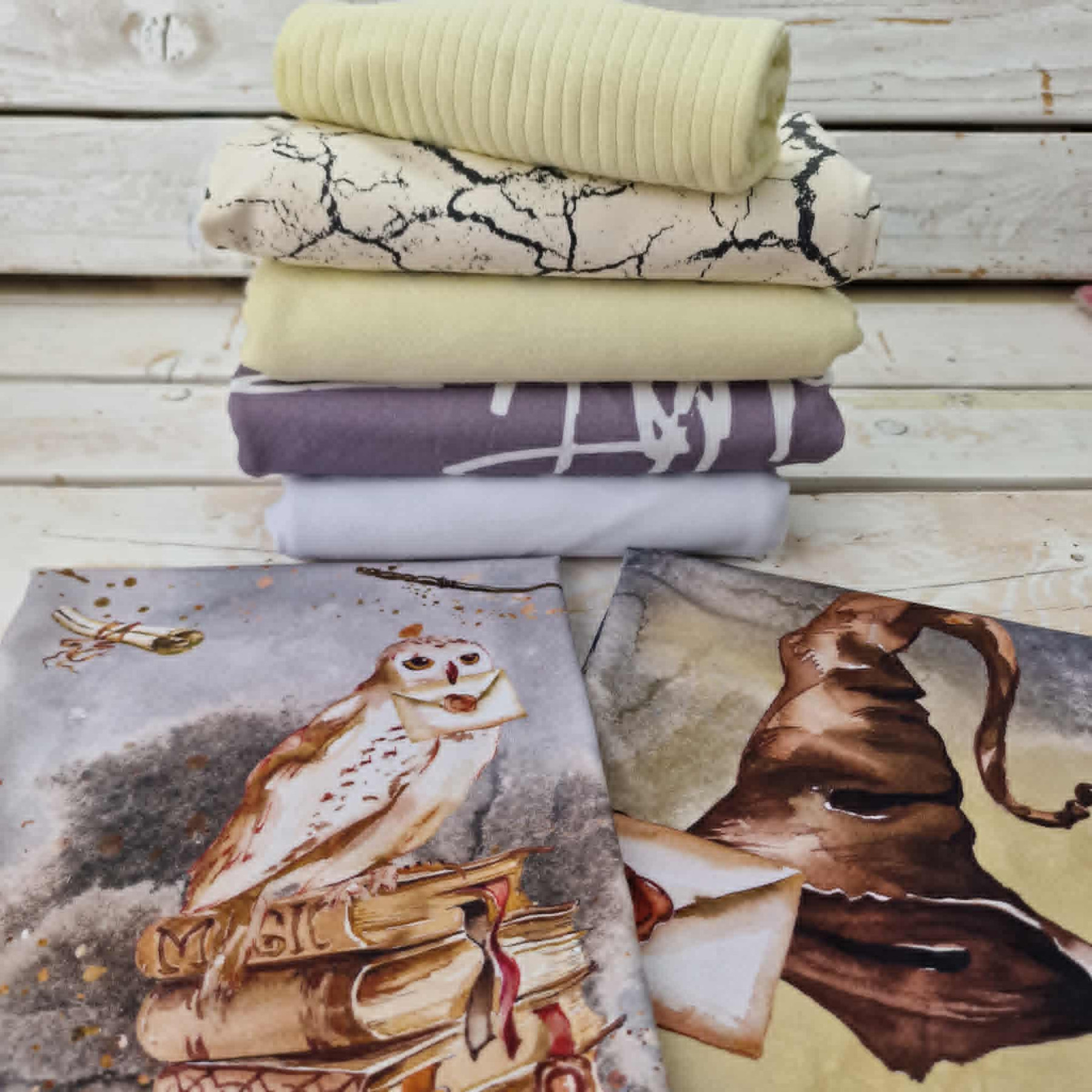 Fabric bundle PAT. 37 - looped knit fabric