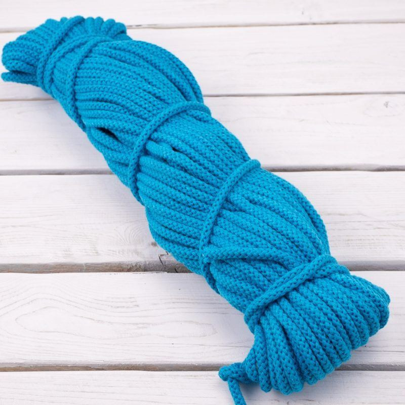 Strings cotton hank 8mm - turquoise