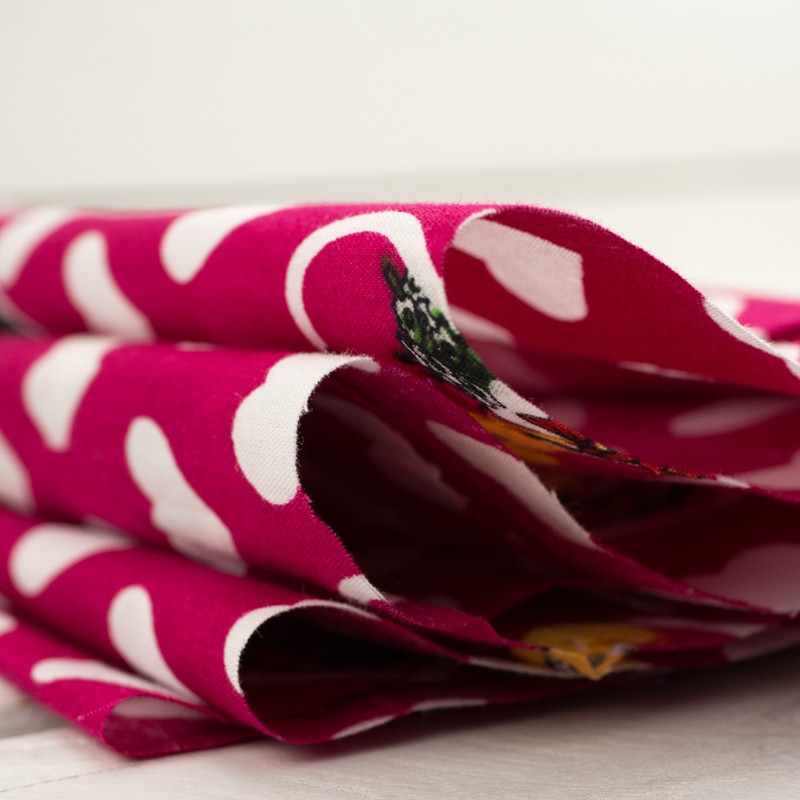 LITTLE RED RIDING HOOD HEARTS / fuchsia - Cotton woven fabric