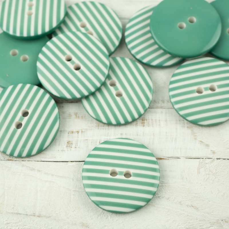 Plastic button with stripes big - modern mint