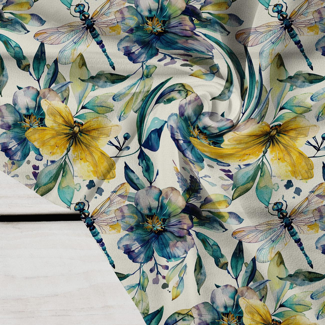 Butterfly & Flowers wz.8 - Crepe