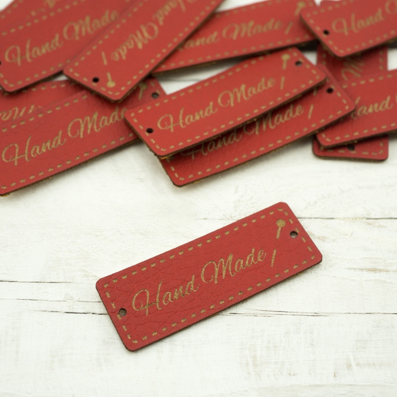 Hand Made label - pin 1,5x4 cm - red
