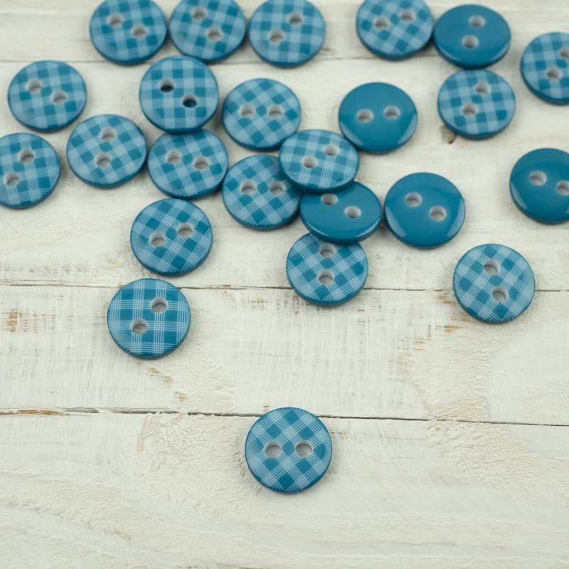 Plastic button with check small - turquoise