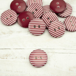 Plastic button with stripes middle - maroon