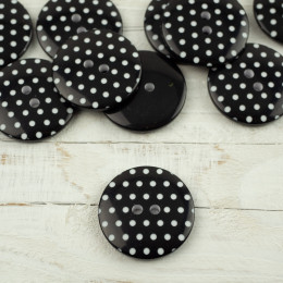 Plastic button with dots big - black