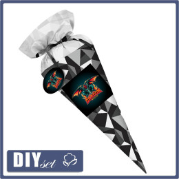 First Grade Candy Cone - ICE PAT. 2 / black - white - sewing set