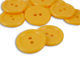 Round, two hole button 20 mm - canary yellow
