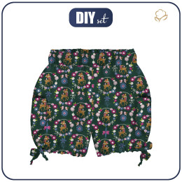 KID`S PUMPY SHORTS - ROE DEER (wreaths) / green - sewing set