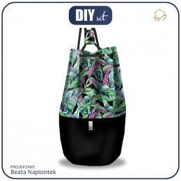 EXCLUSIVE LEATHERETTE BACKPACK - MINI LEAVES AND INSECTS PAT. 1 (TROPICAL NATURE) / black