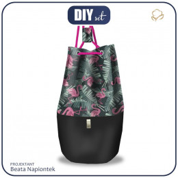 EXCLUSIVE LEATHERETTE BACKPACK - FLAMINGOS WITH LEAVES