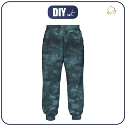 KID'S JOGGERS (ROBIN) - CAMOUFLAGE pat. 2 / emerald - sewing set