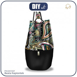 EXCLUSIVE LEATHERETTE BACKPACK - PAISLEY PATTERN NO. 4