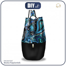 EXCLUSIVE LEATHERETTE BACKPACK - PAISLEY PATTERN NO. 5