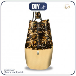 EXCLUSIVE LEATHERETTE BACKPACK - APPLE BLOSSOM pat. 1 (gold) / black - gold