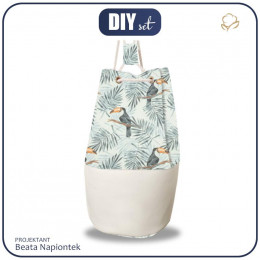 EXCLUSIVE LEATHERETTE BACKPACK - TOUCANS WITH LEAVES / white