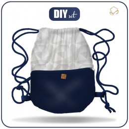 GYM BAG WITH POCKET - ICE (adventure) / grey - sewing set