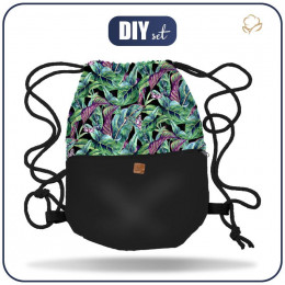 GYM BAG WITH POCKET - MINI LEAVES AND INSECTS PAT. 1 (TROPICAL NATURE) / black - sewing set