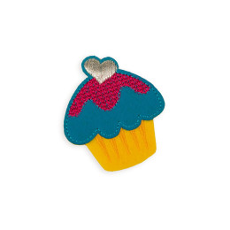   Embroidered iron-on CUPCAKE - yellow-blue