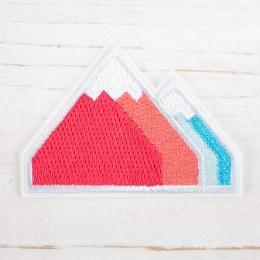 Embroidered iron-on MOUNTAIN TOPS 