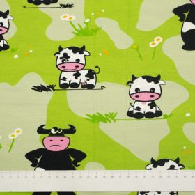 COWS ON GREEN - looped knit 