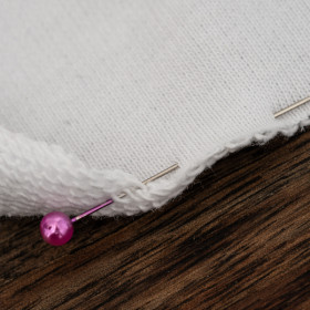 ABSTRACTION pat. 1 - thick looped knit 