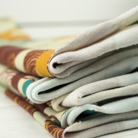 RETRO PANSIES / smaragd - Viscose jersey WE210