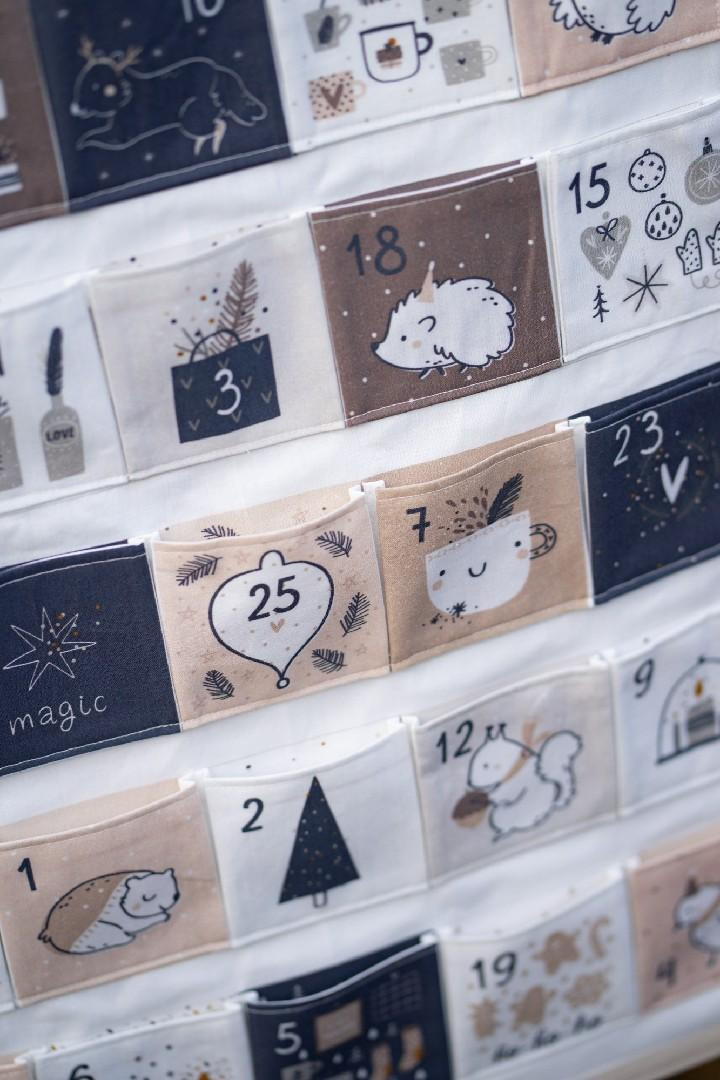 ADVENTSKALENDER - BEIGE
