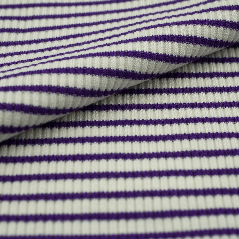 STREIFEN / vanille - violett - Strickware gestreift