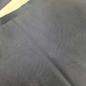 Paket mit Kunstleder (Skai) M.3