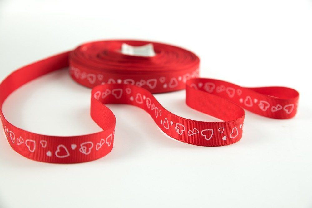 Grosgrain with red hearts 15mm