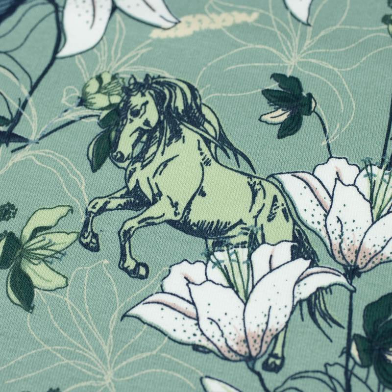 HORSES AND VANILLA FLOWERS / modern mint - looped knit 
