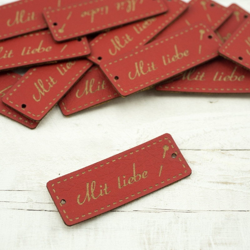 Mit liebe label - pin 1,5x4 cm - red