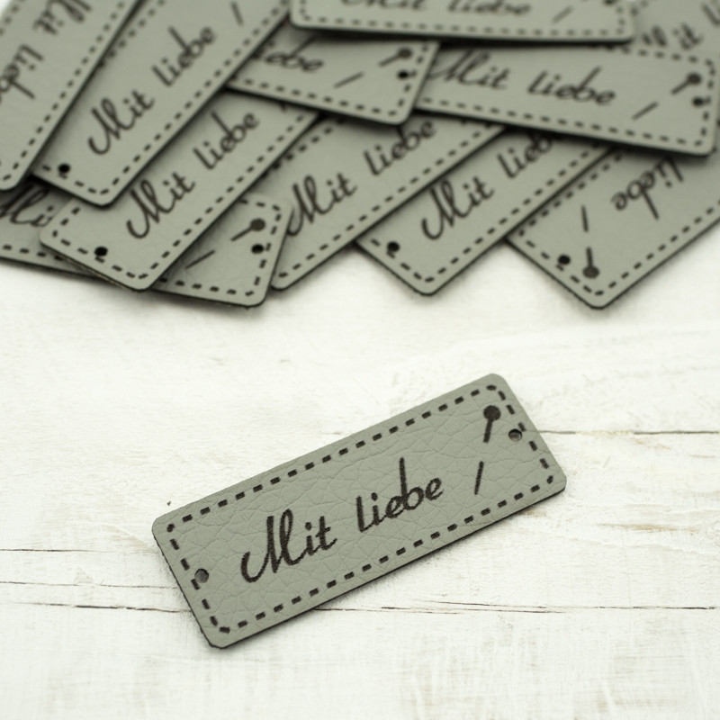 Mit liebe label - pin 1,5x4 cm - grey