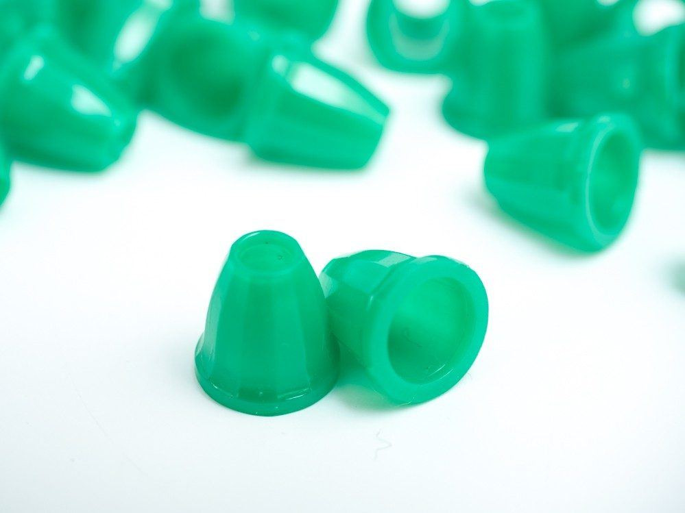 Plastic Cord Ends 11mm - GREEN