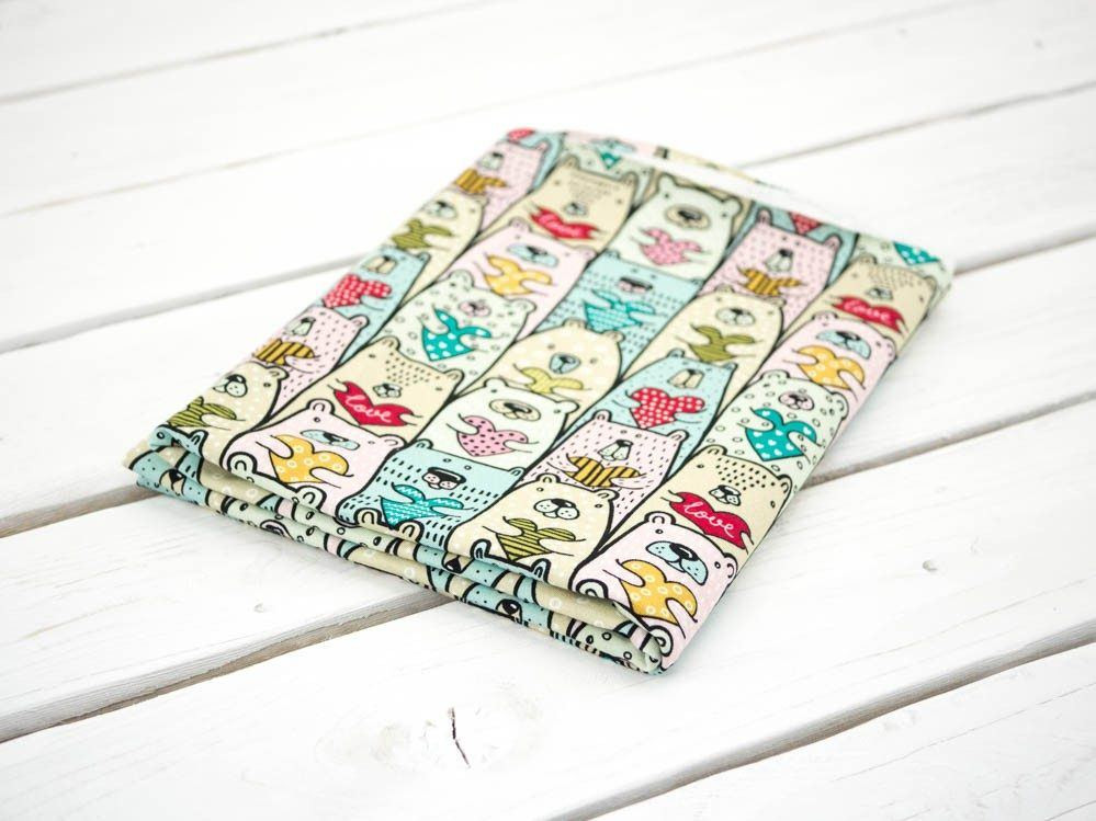 BEARS WITH HEARTS - Viscose jersey WE210