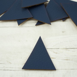 Leatherette label big triangle - dark blue