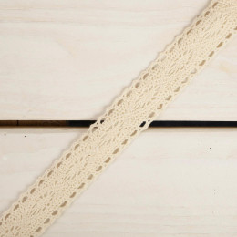 Baumwoll Spitzenband selbstklebend 25 mm - natur - Knäuel 5m