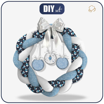 WIANEK ŚWIĄTECZNY - PINGWIN NA MISIU / listki (ZACZAROWANA ZIMA) - zestaw do uszycia